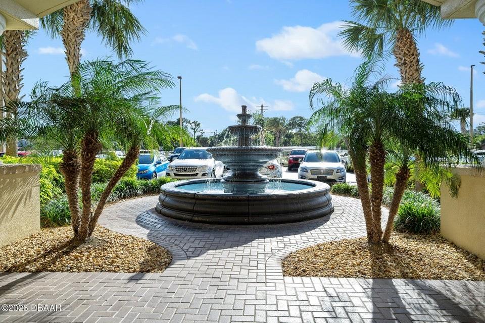 Image 36 of 37 For 2801 Ridgewood Avenue 712