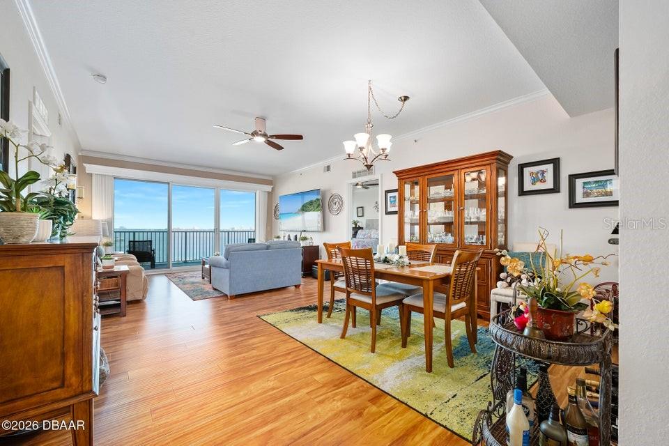 Image 7 of 37 For 2801 Ridgewood Avenue 712