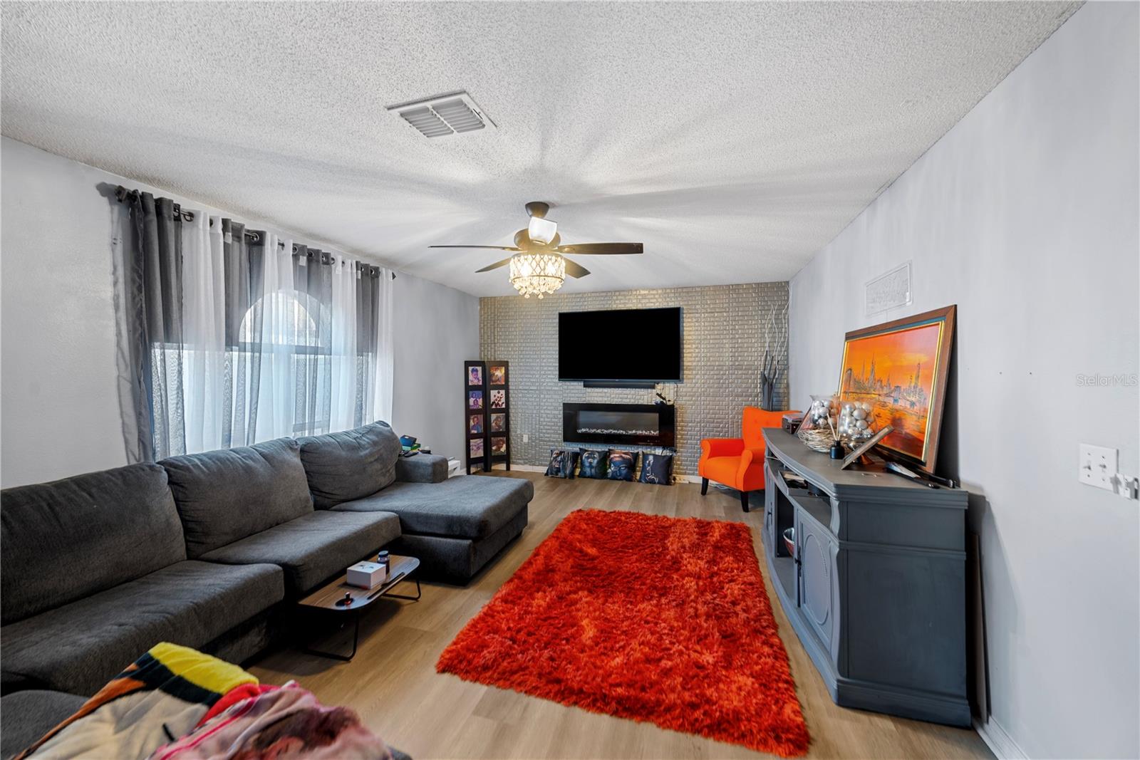 Image 4 of 45 For 12965 Tribute Drive