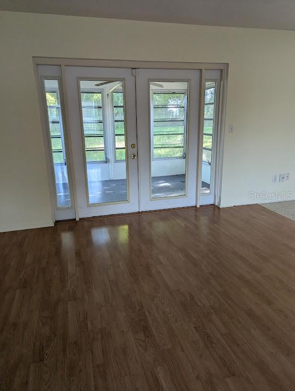 Image 8 of 15 For 1725 Twin Oak Street