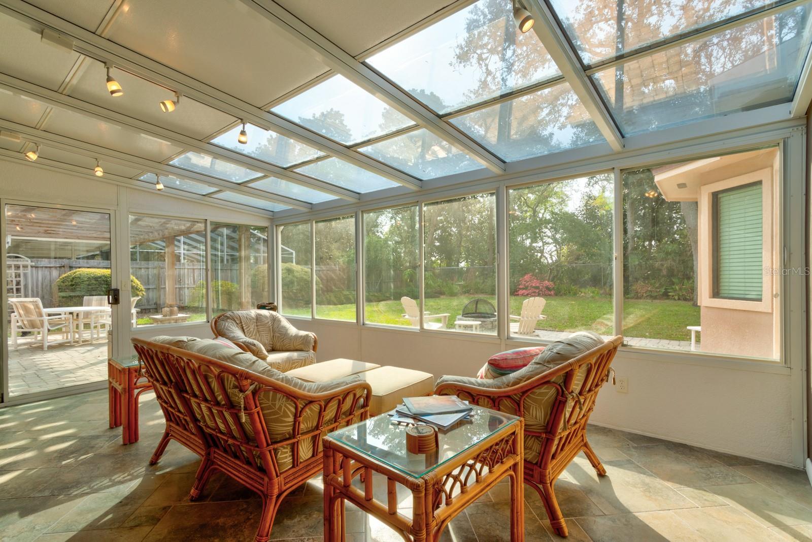 Image 16 of 19 For 931 Northbrook Drive