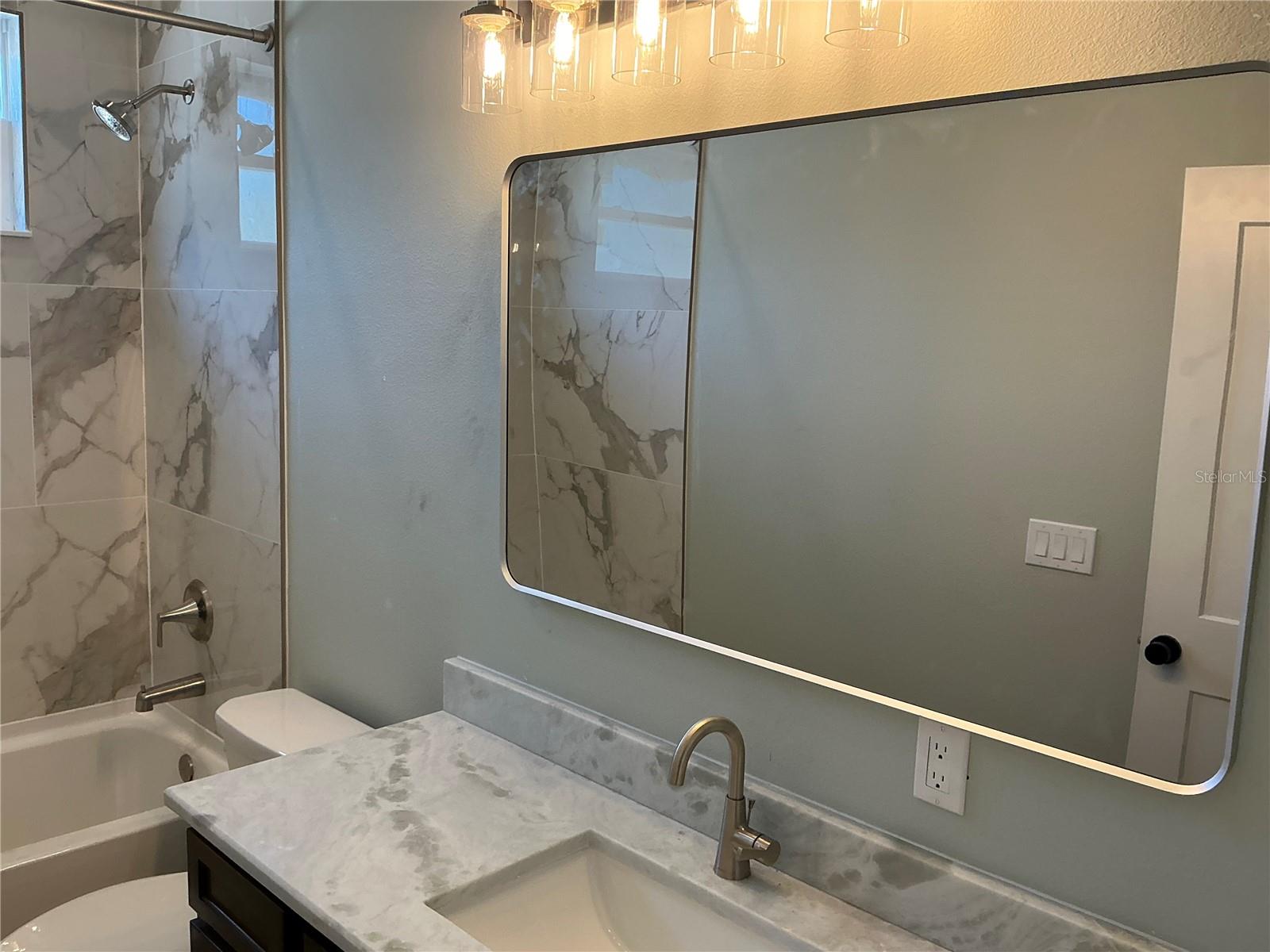 Image 15 of 28 For 2410 Lake Tiny Road