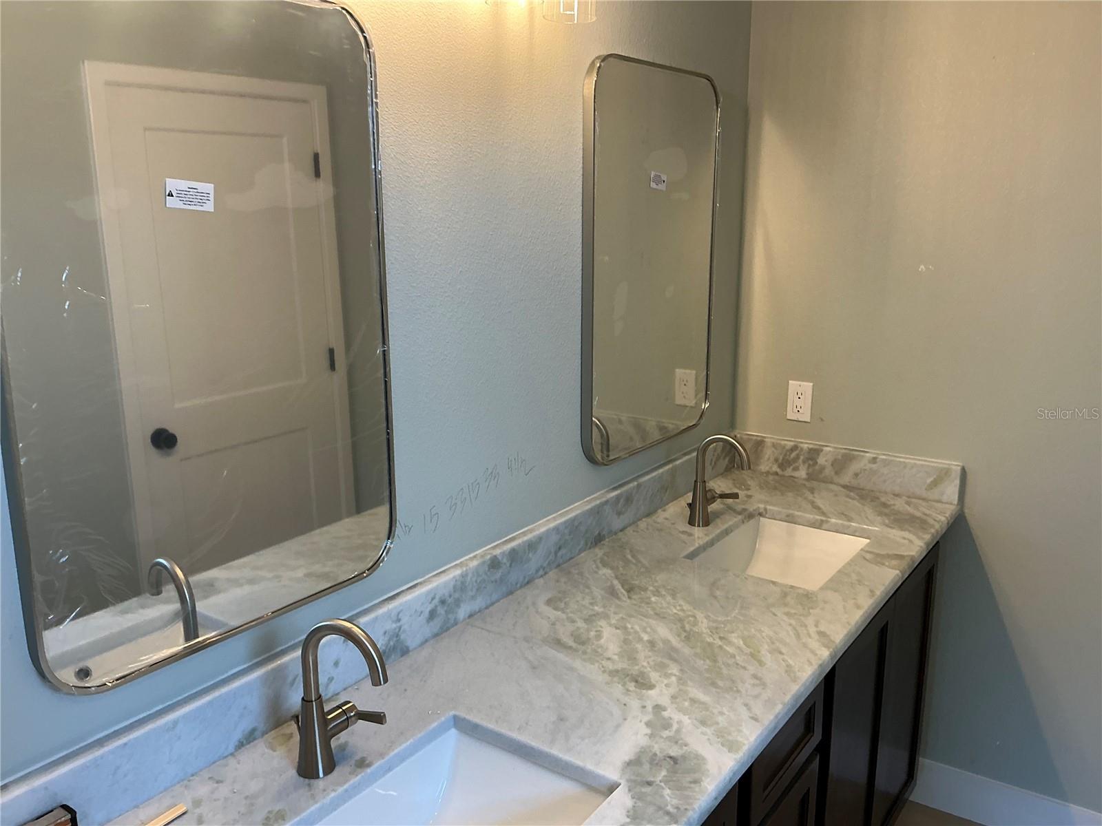 Image 19 of 28 For 2410 Lake Tiny Road