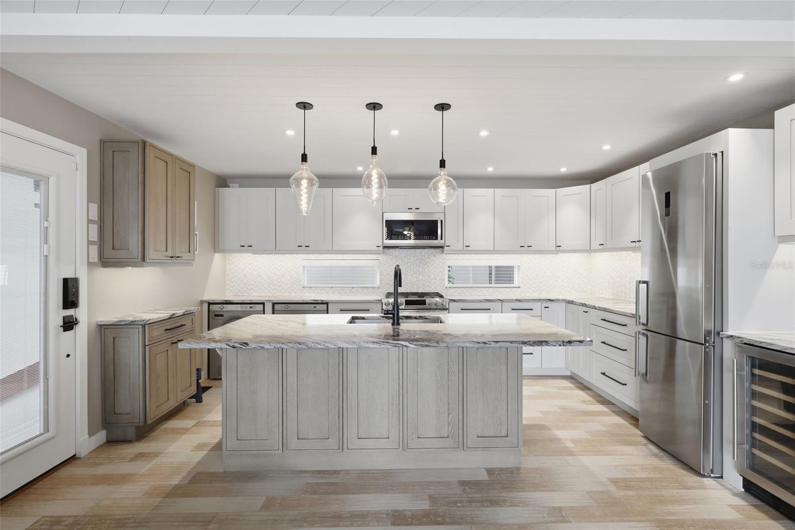 Image 20 of 32 For 306 Pine Street