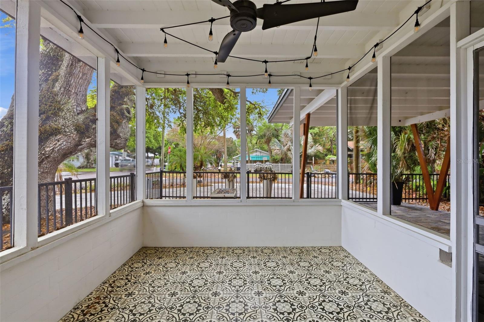 Image 30 of 32 For 306 Pine Street