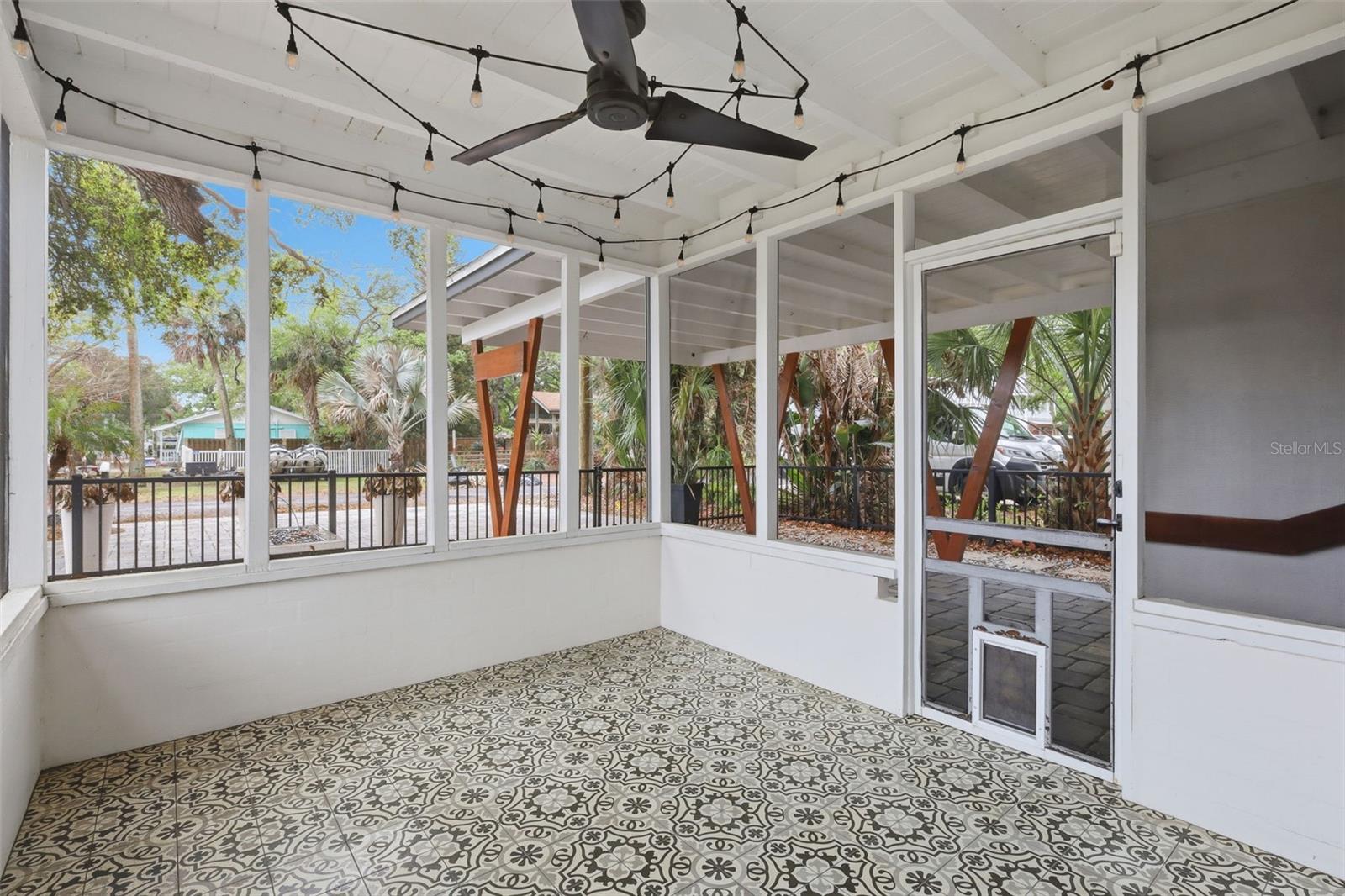 Image 31 of 32 For 306 Pine Street