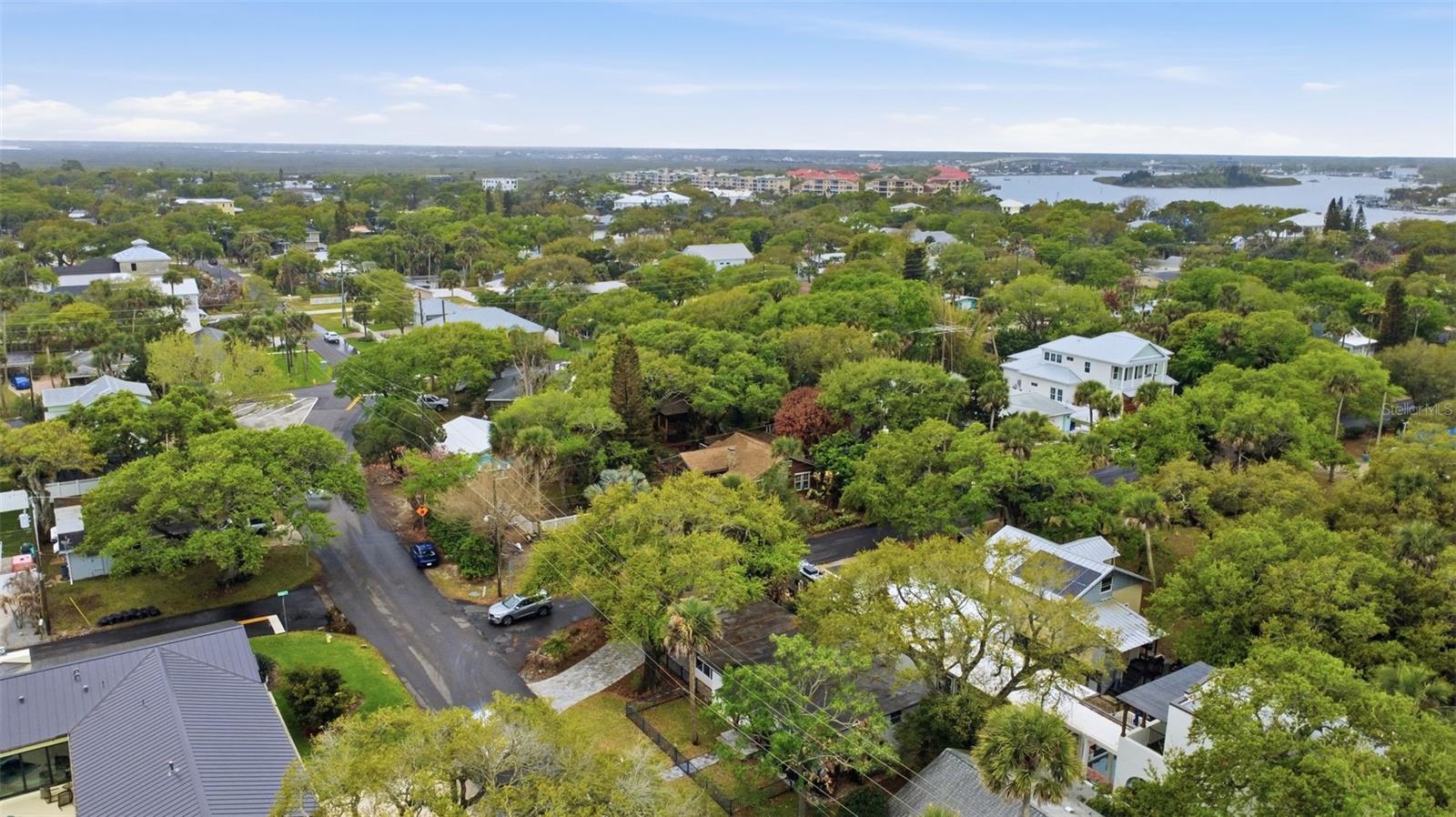 Image 9 of 32 For 306 Pine Street