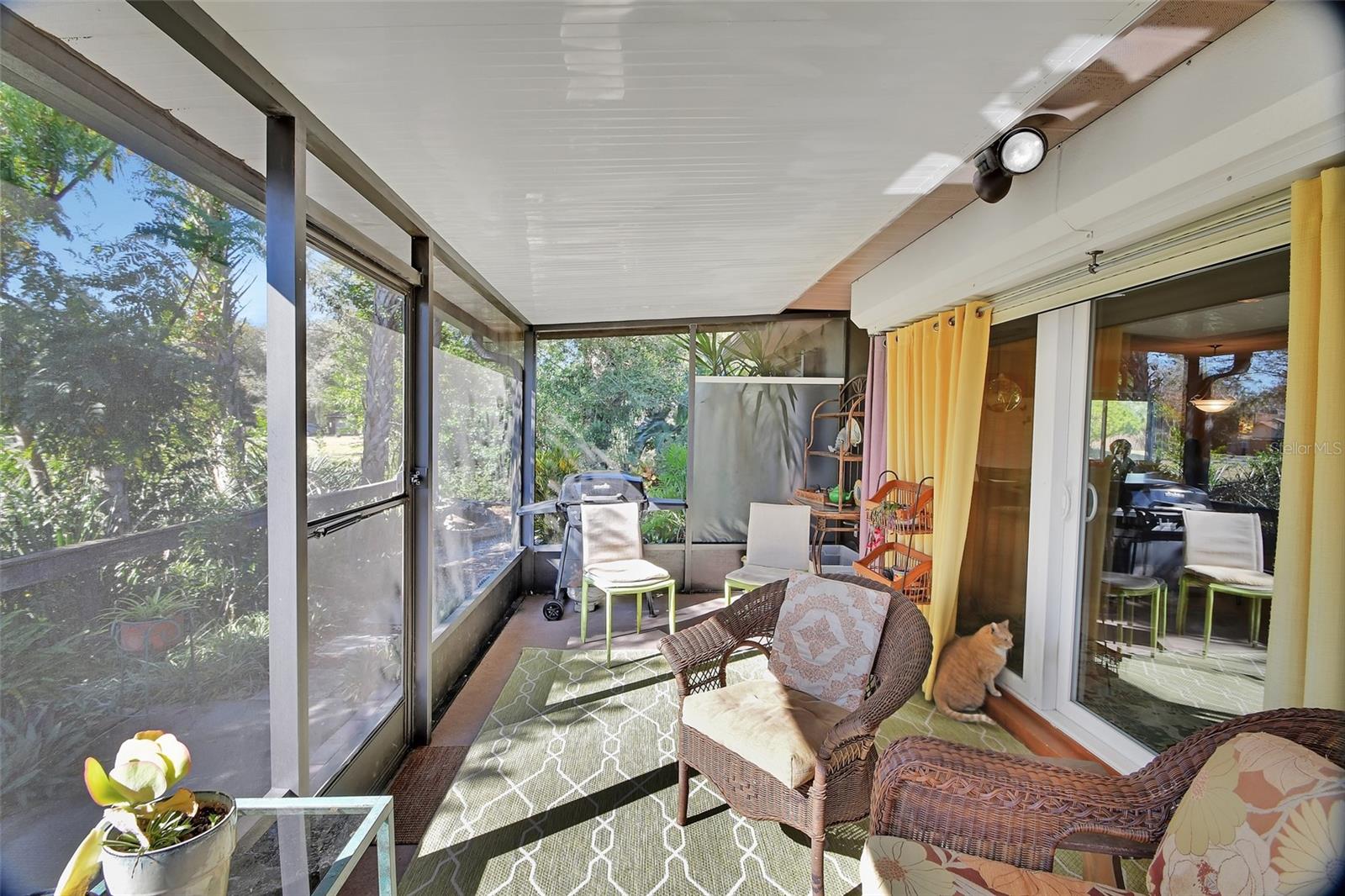 Image 26 of 38 For 890 Lancaster Road