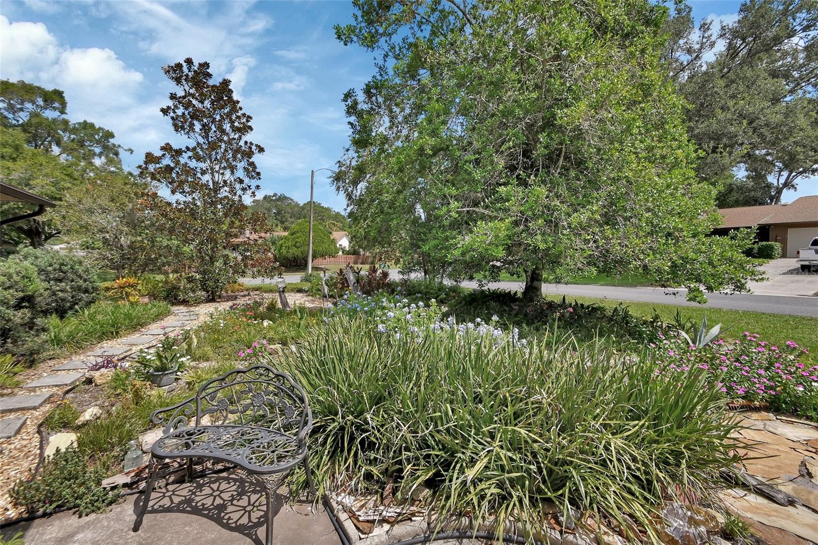 Image 31 of 38 For 890 Lancaster Road