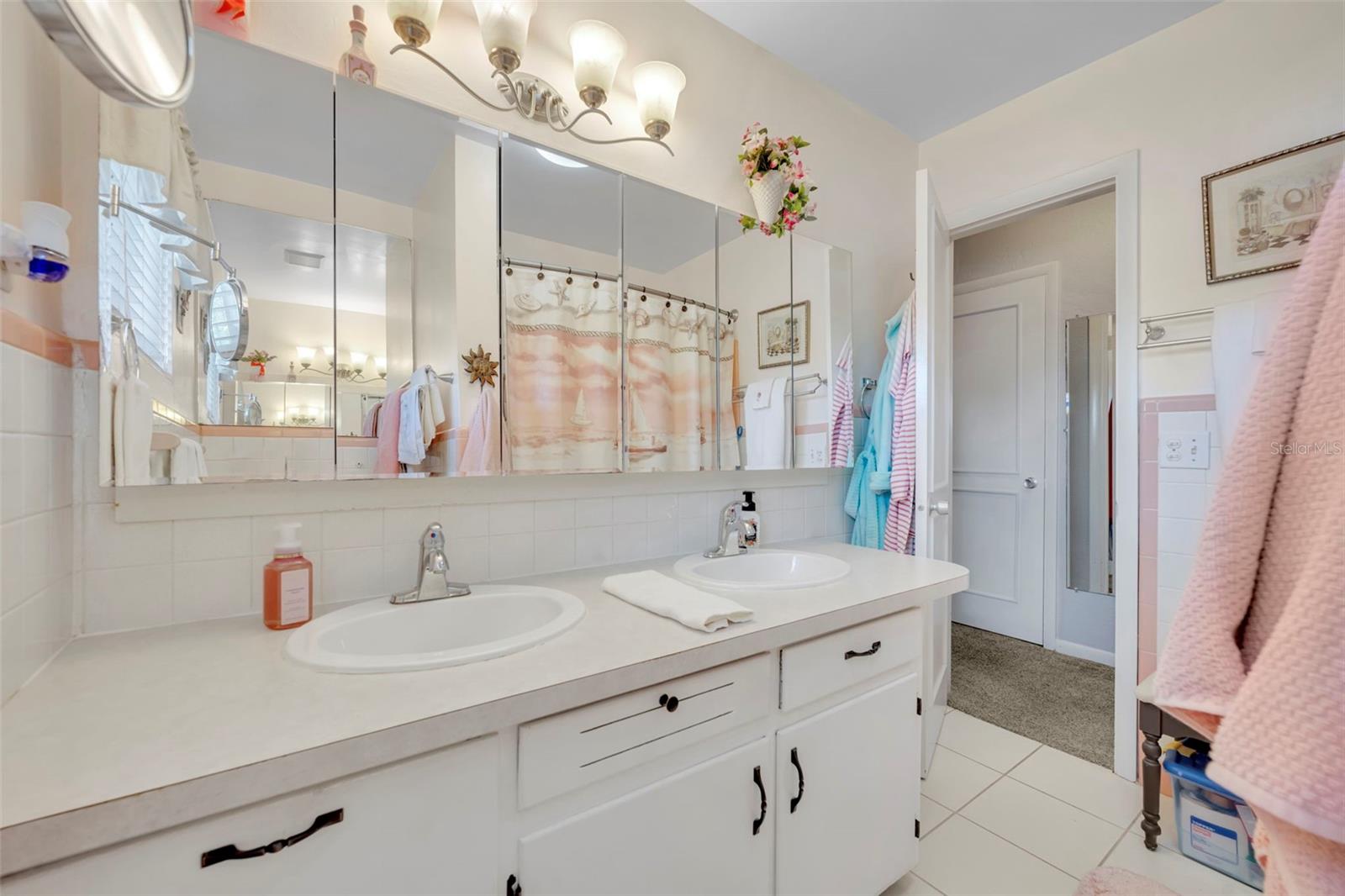 Image 25 of 42 For 29 Jasmine Drive