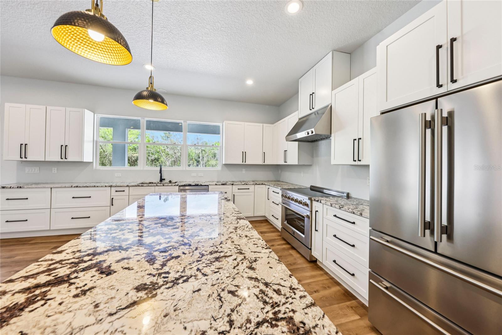 Image 10 of 42 For 351 Mitnik Drive