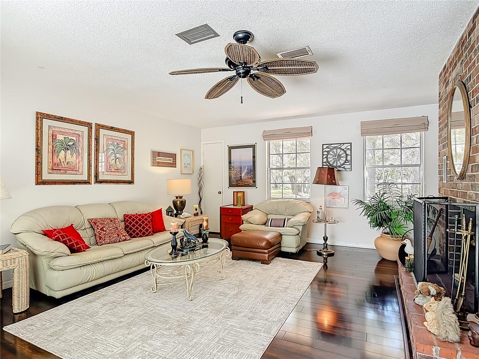 Image 22 of 51 For 4525 Audubon Avenue