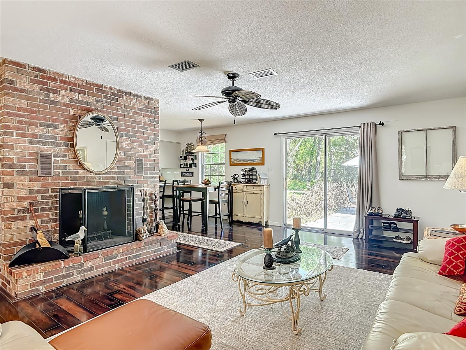 Image 24 of 51 For 4525 Audubon Avenue