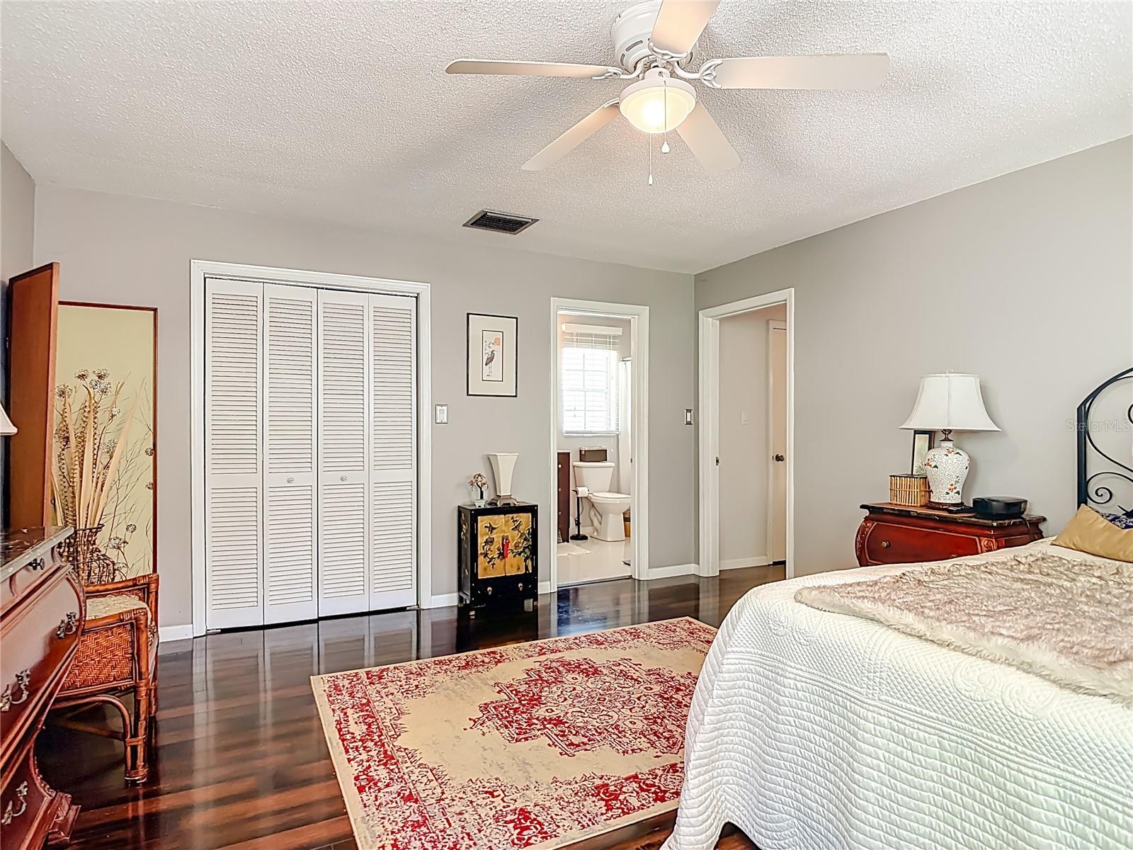 Image 39 of 51 For 4525 Audubon Avenue