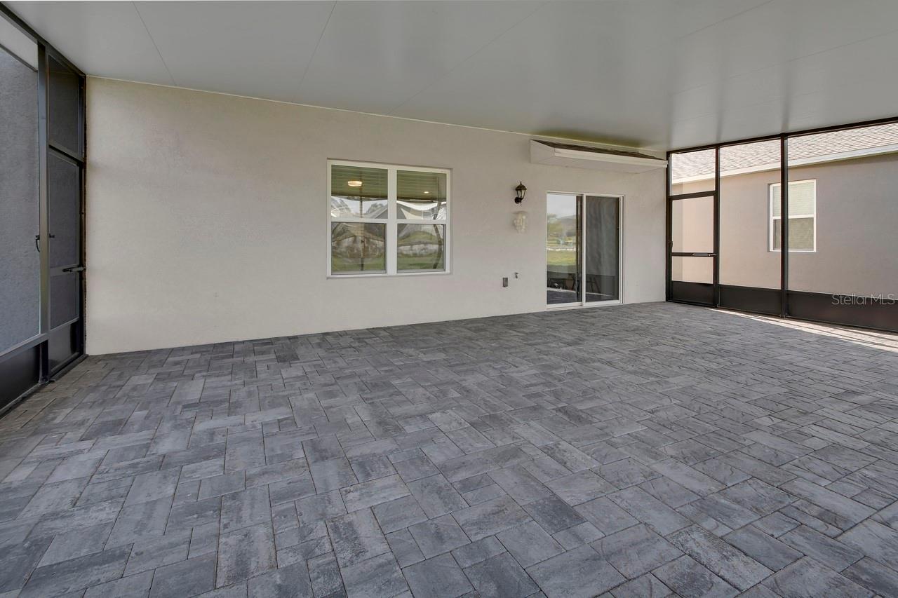 Image 10 of 44 For 533 Emily Glen Street