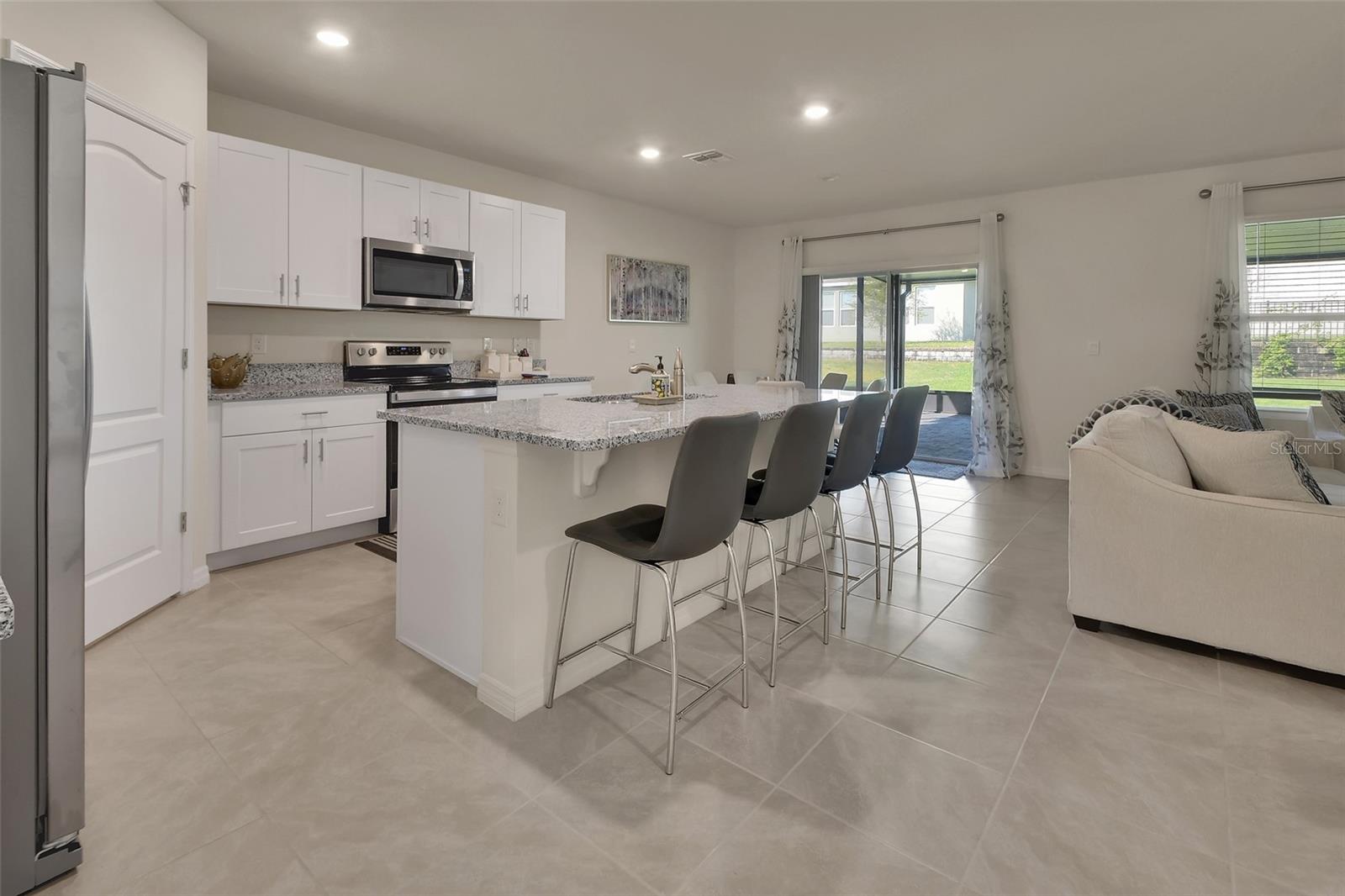 Image 11 of 44 For 533 Emily Glen Street