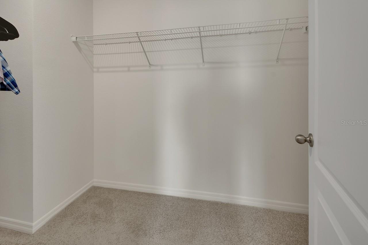 Image 20 of 44 For 533 Emily Glen Street