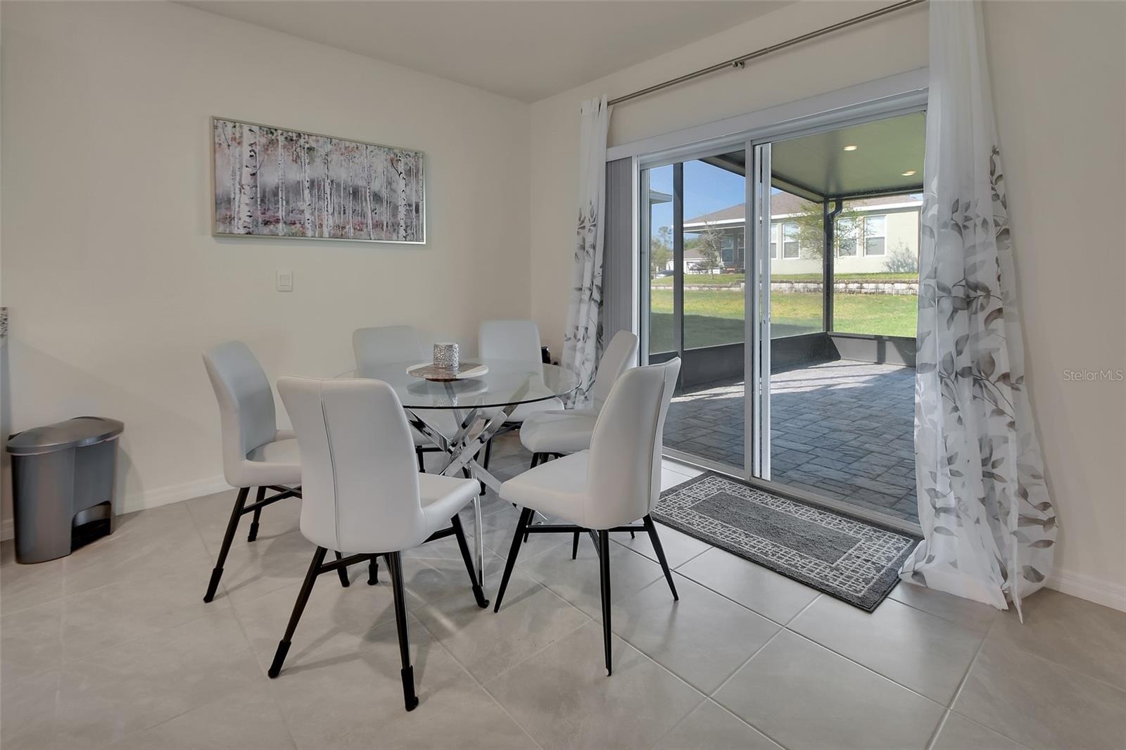 Image 24 of 44 For 533 Emily Glen Street