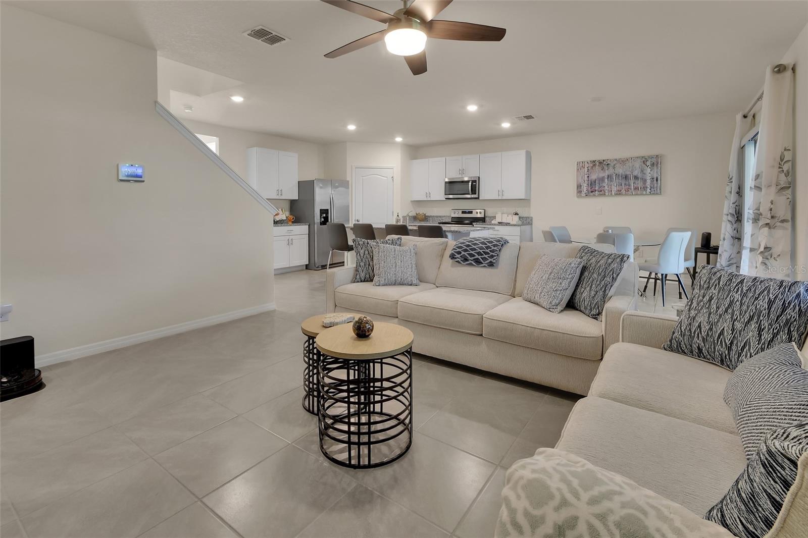 Image 27 of 44 For 533 Emily Glen Street