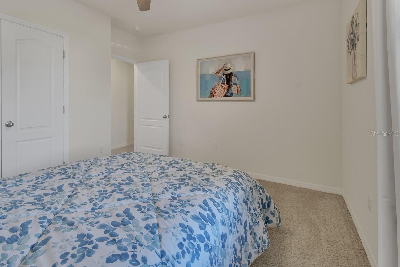 Image 34 of 44 For 533 Emily Glen Street