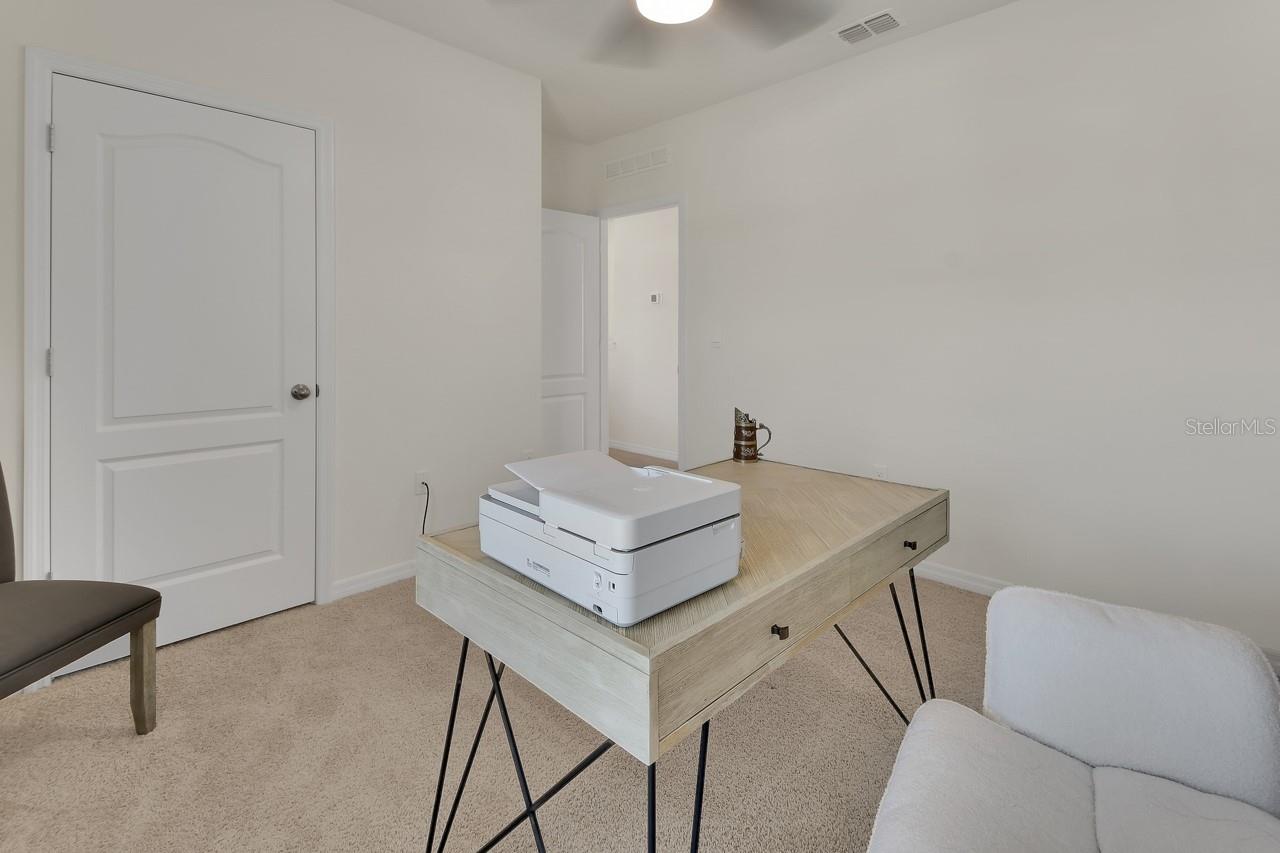 Image 39 of 44 For 533 Emily Glen Street