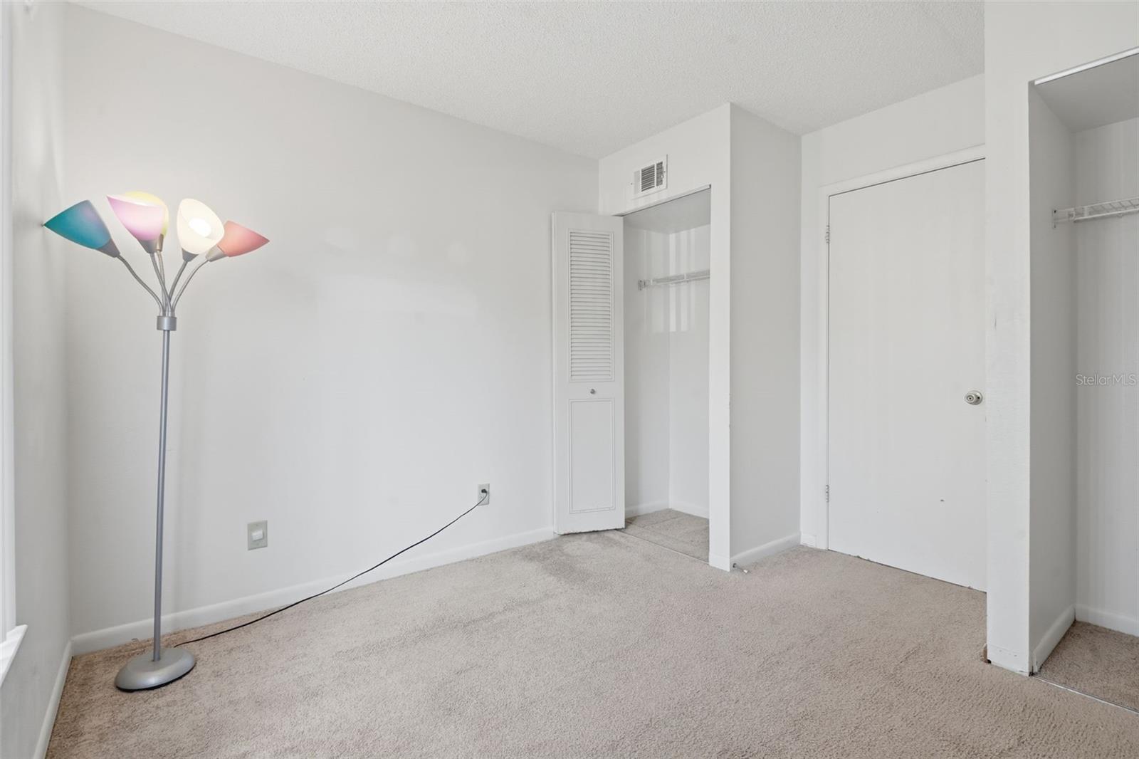 Image 19 of 35 For 1712 Pine Ridge Road