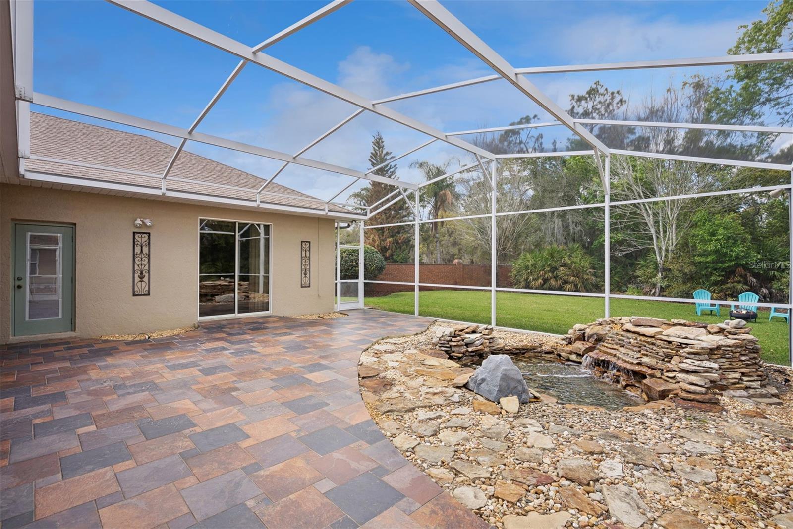 Image 28 of 41 For 232 Birdiewood Court