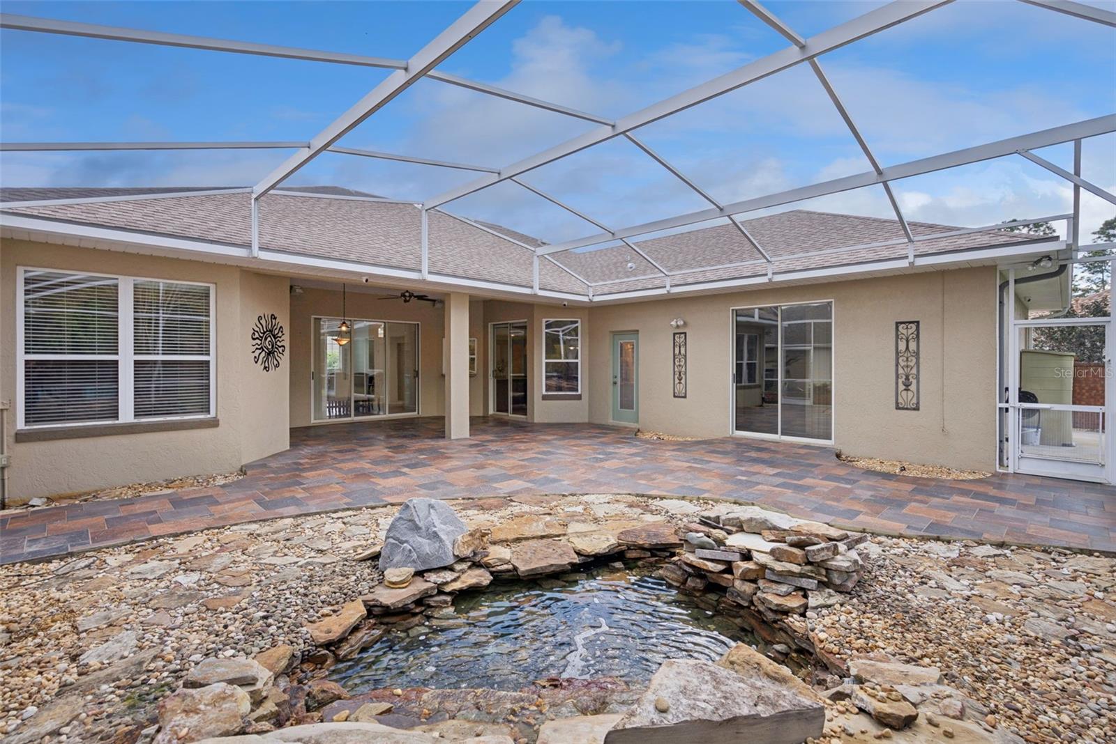 Image 29 of 41 For 232 Birdiewood Court