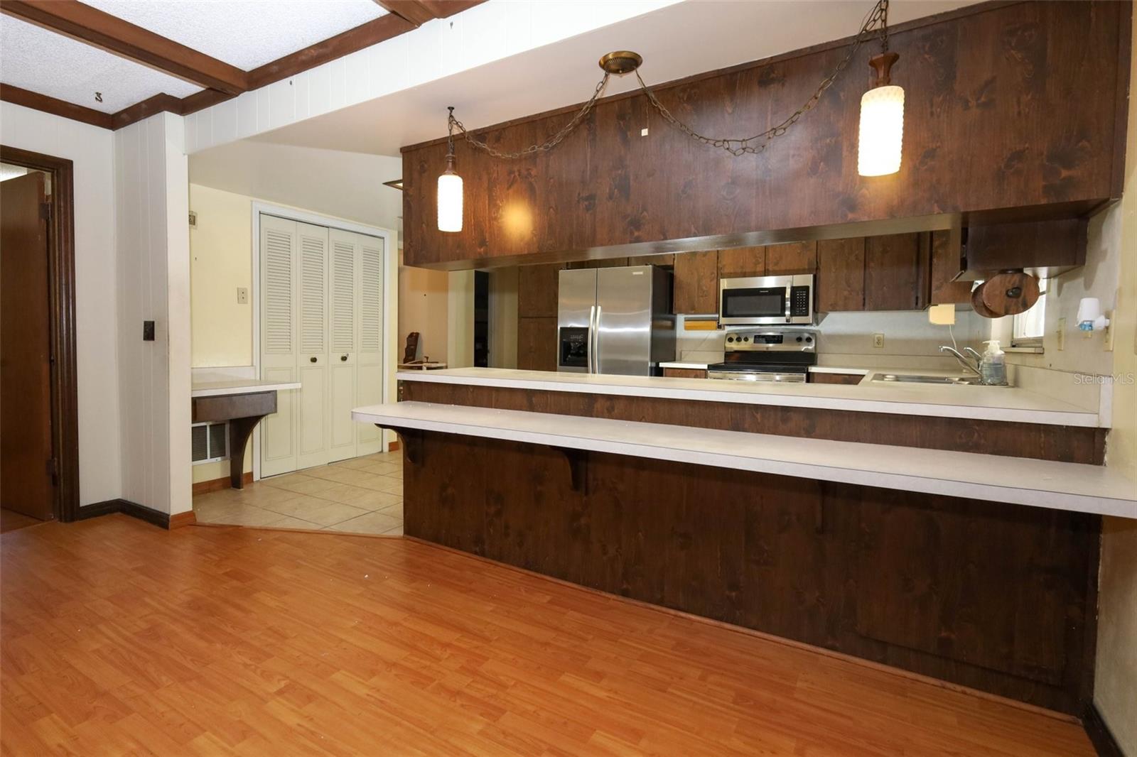 Image 14 of 55 For 504 Ridgewood Street