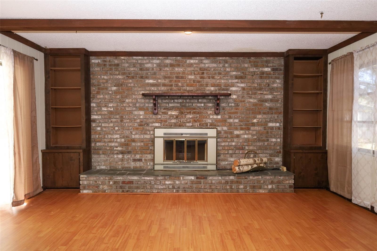 Image 9 of 55 For 504 Ridgewood Street