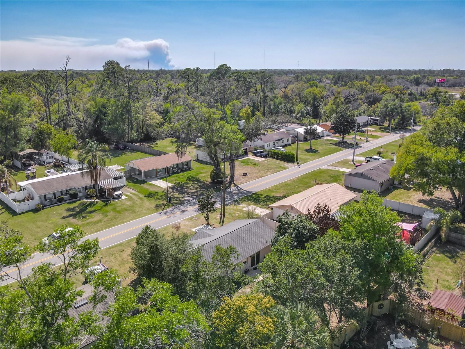 Listing photo id 41 for 624 New York Avenue