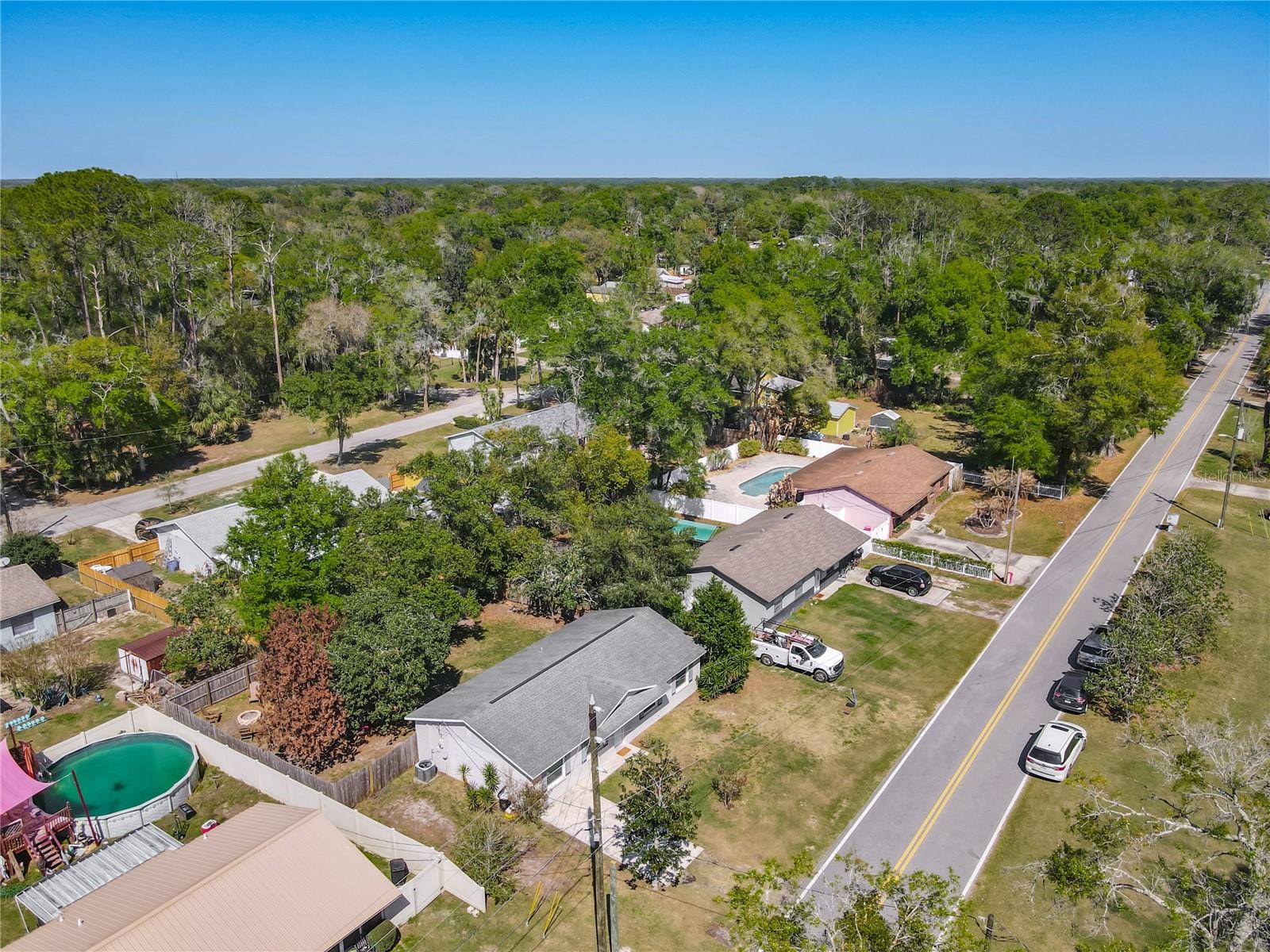 Listing photo id 43 for 624 New York Avenue