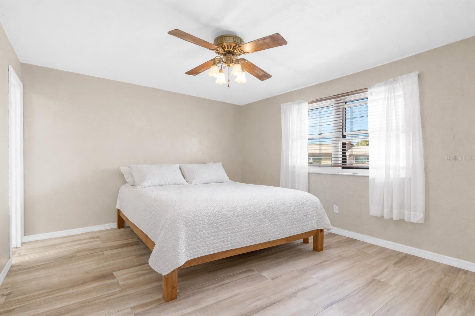 Image 13 of 24 For 154 Westwood Drive Drive