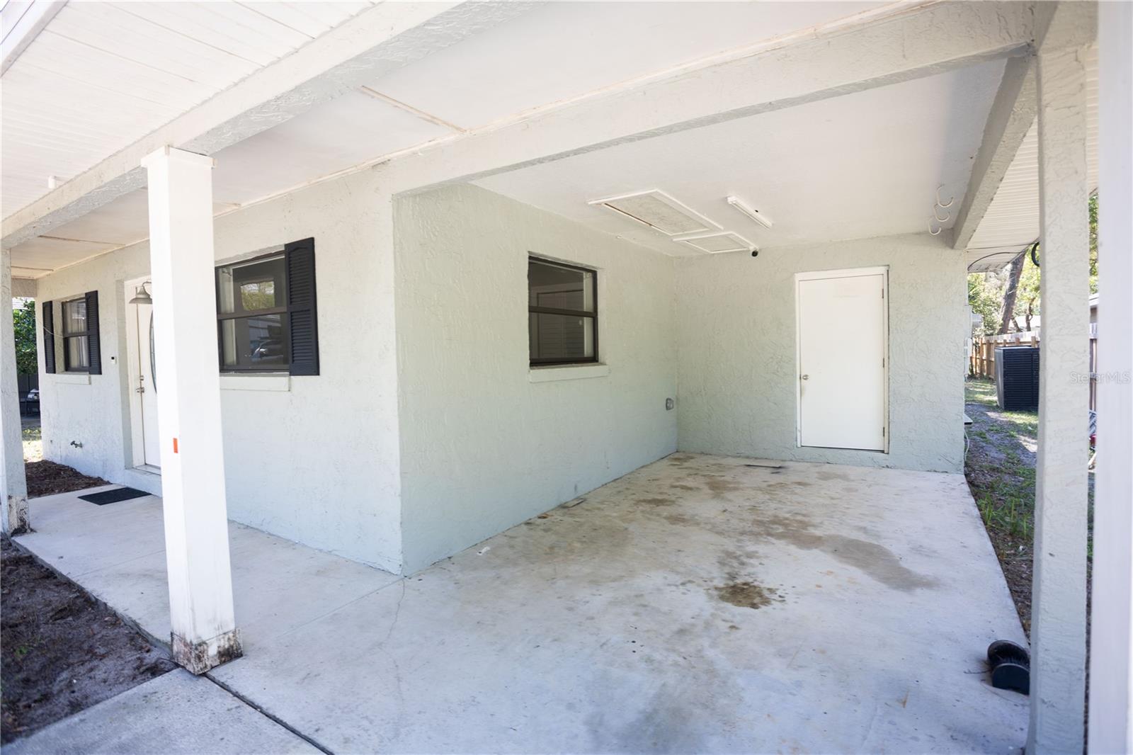 Image 22 of 28 For 26312 Sleepy Hollow Street