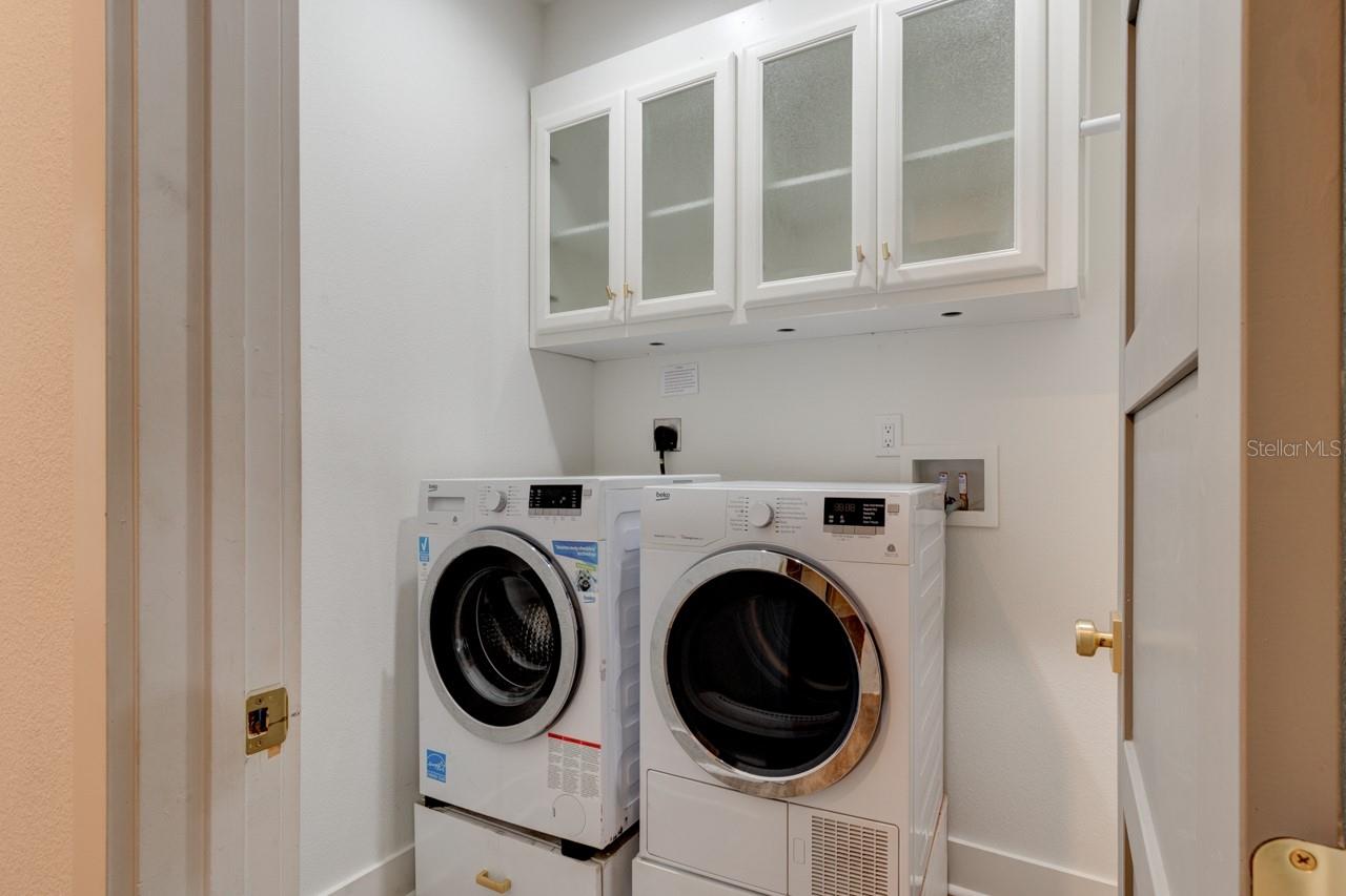 Image 12 of 29 For 2814 India Palm Drive 2816