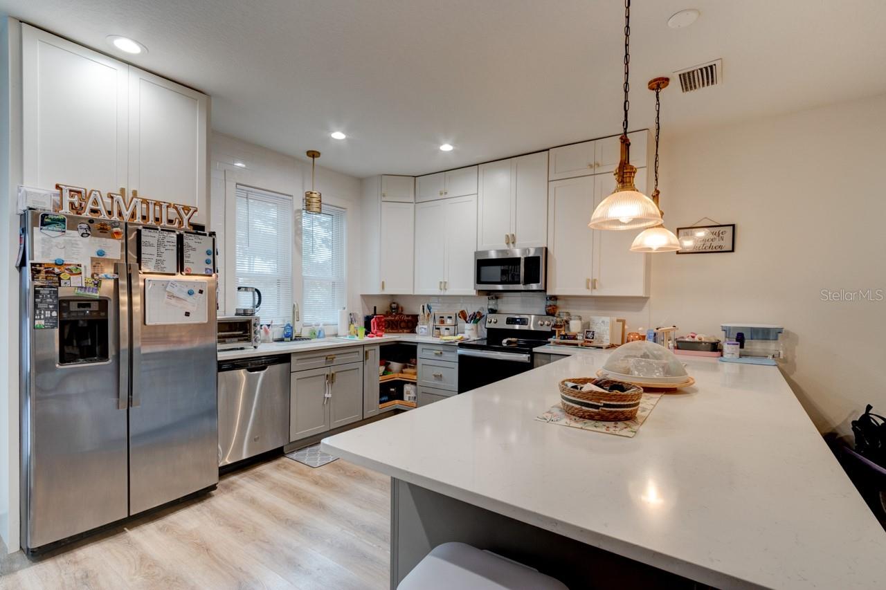 Image 17 of 29 For 2814 India Palm Drive 2816