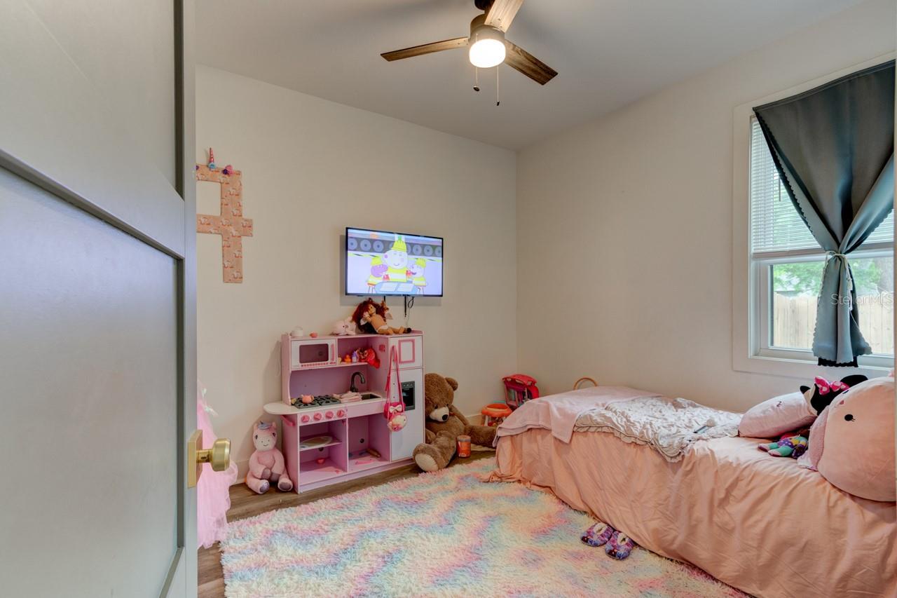 Image 23 of 29 For 2814 India Palm Drive 2816