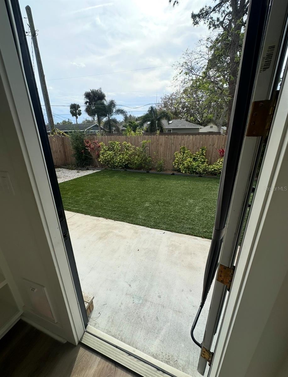 Image 26 of 29 For 2814 India Palm Drive 2816