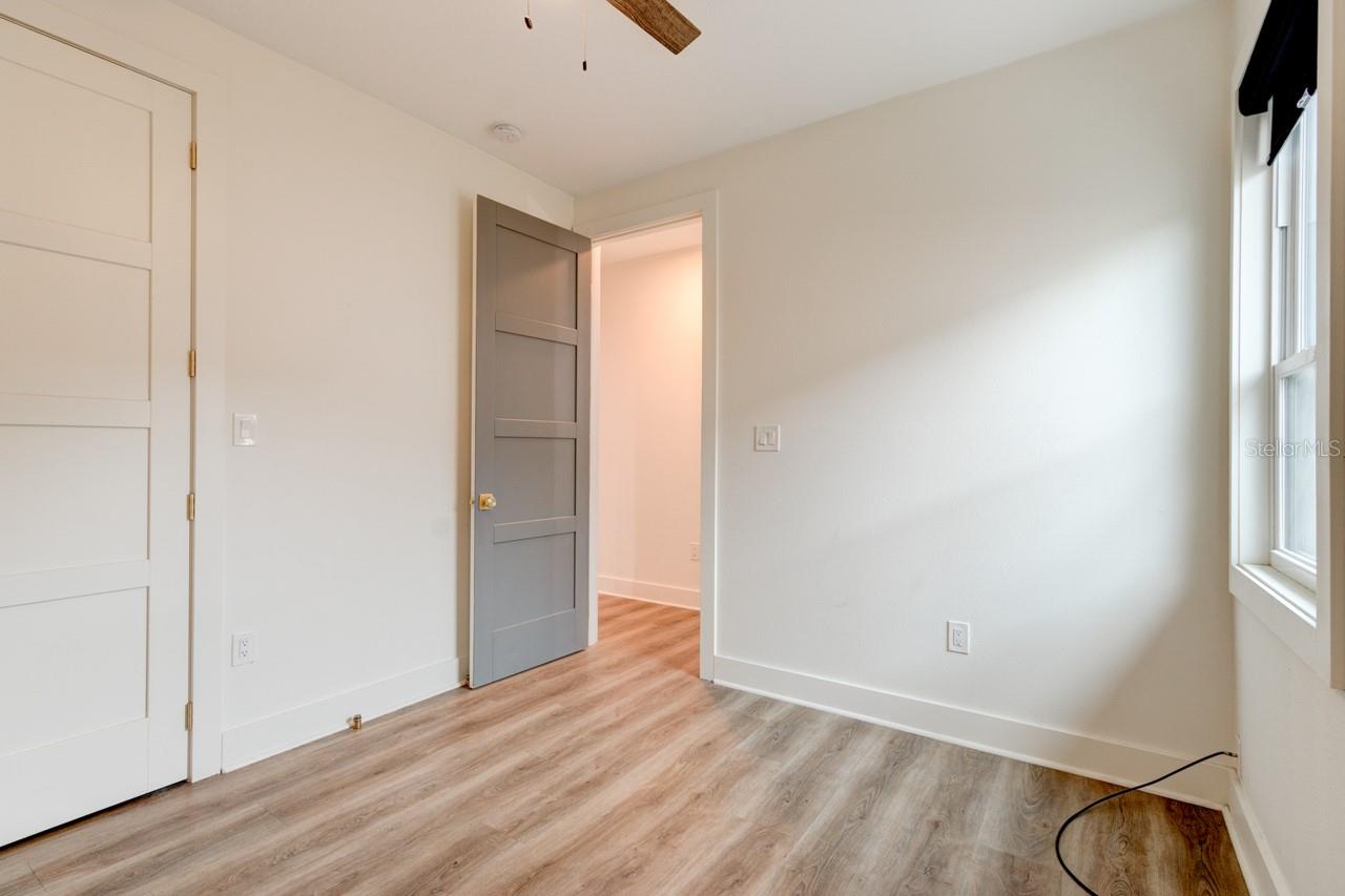 Image 8 of 29 For 2814 India Palm Drive 2816