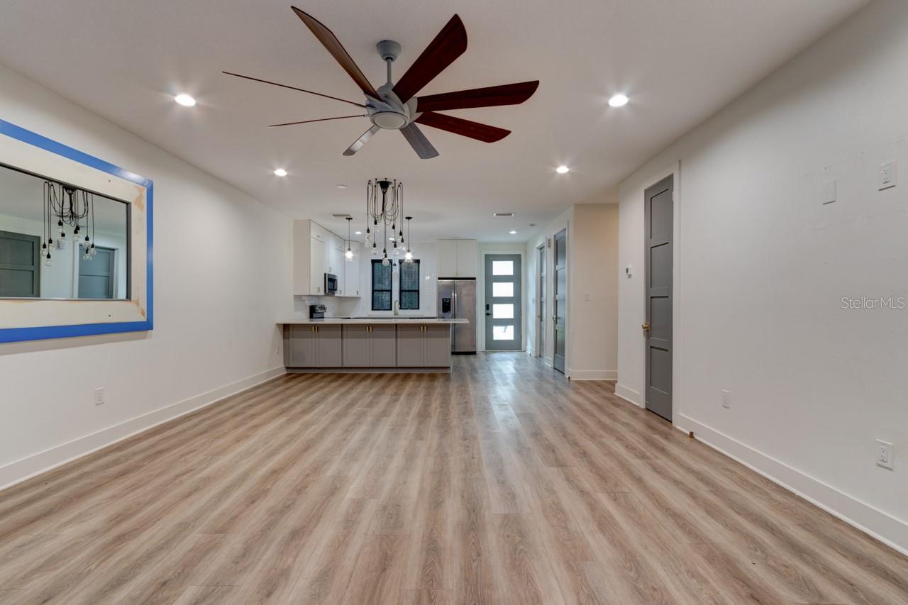 Image 9 of 29 For 2814 India Palm Drive 2816