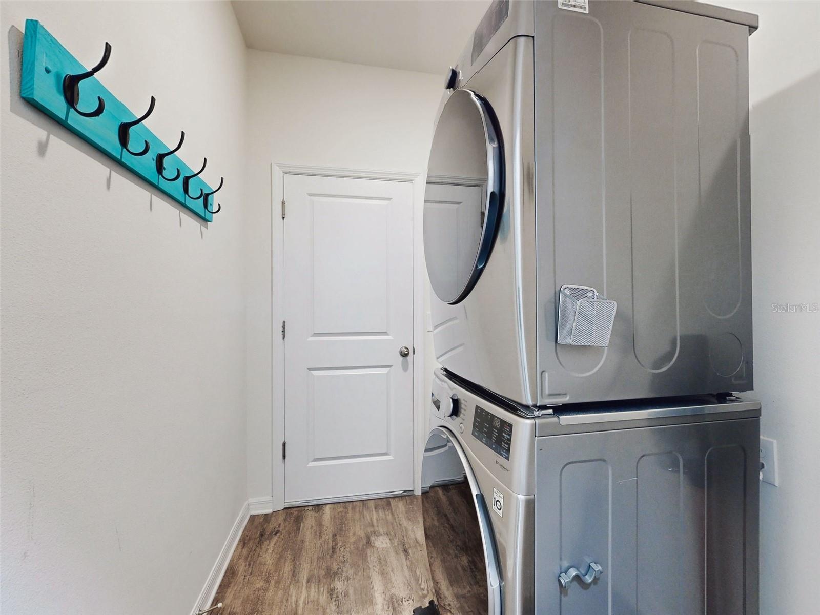 Image 15 of 47 For 538 Stowers Drive