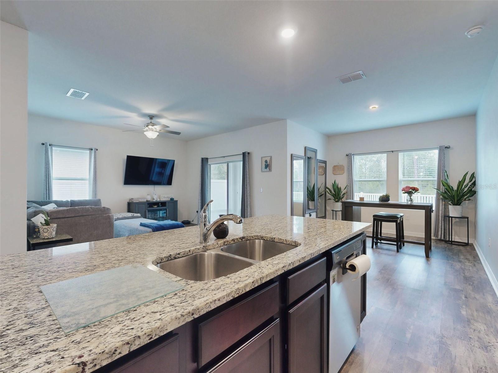 Image 16 of 47 For 538 Stowers Drive