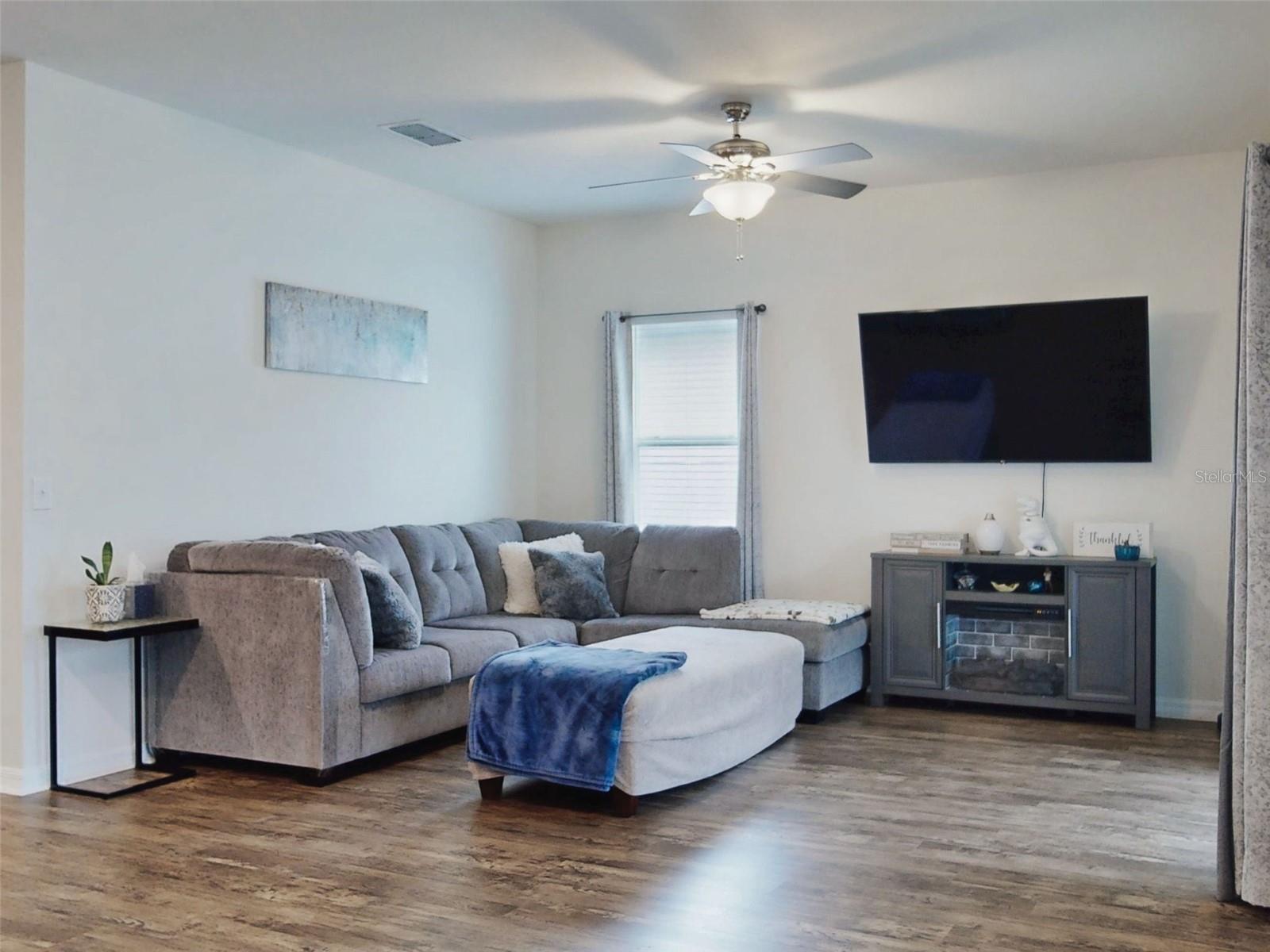 Image 19 of 47 For 538 Stowers Drive