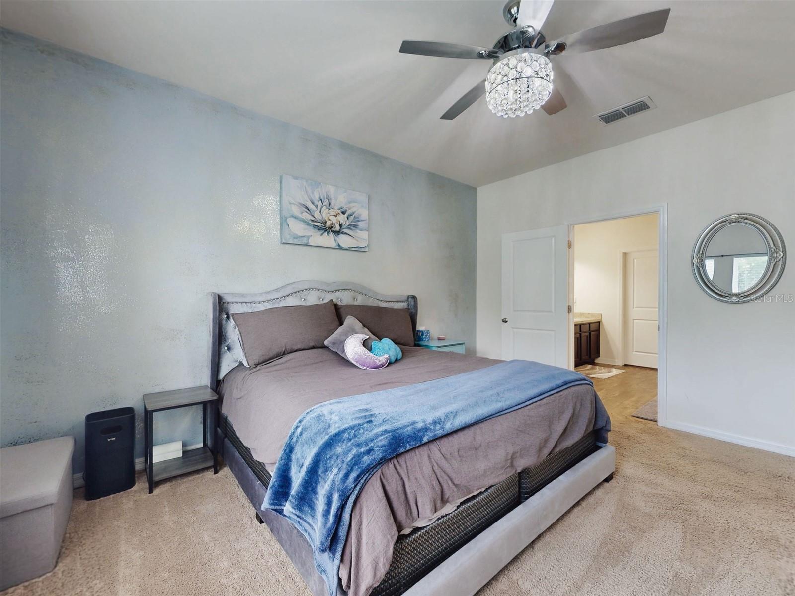 Image 23 of 47 For 538 Stowers Drive