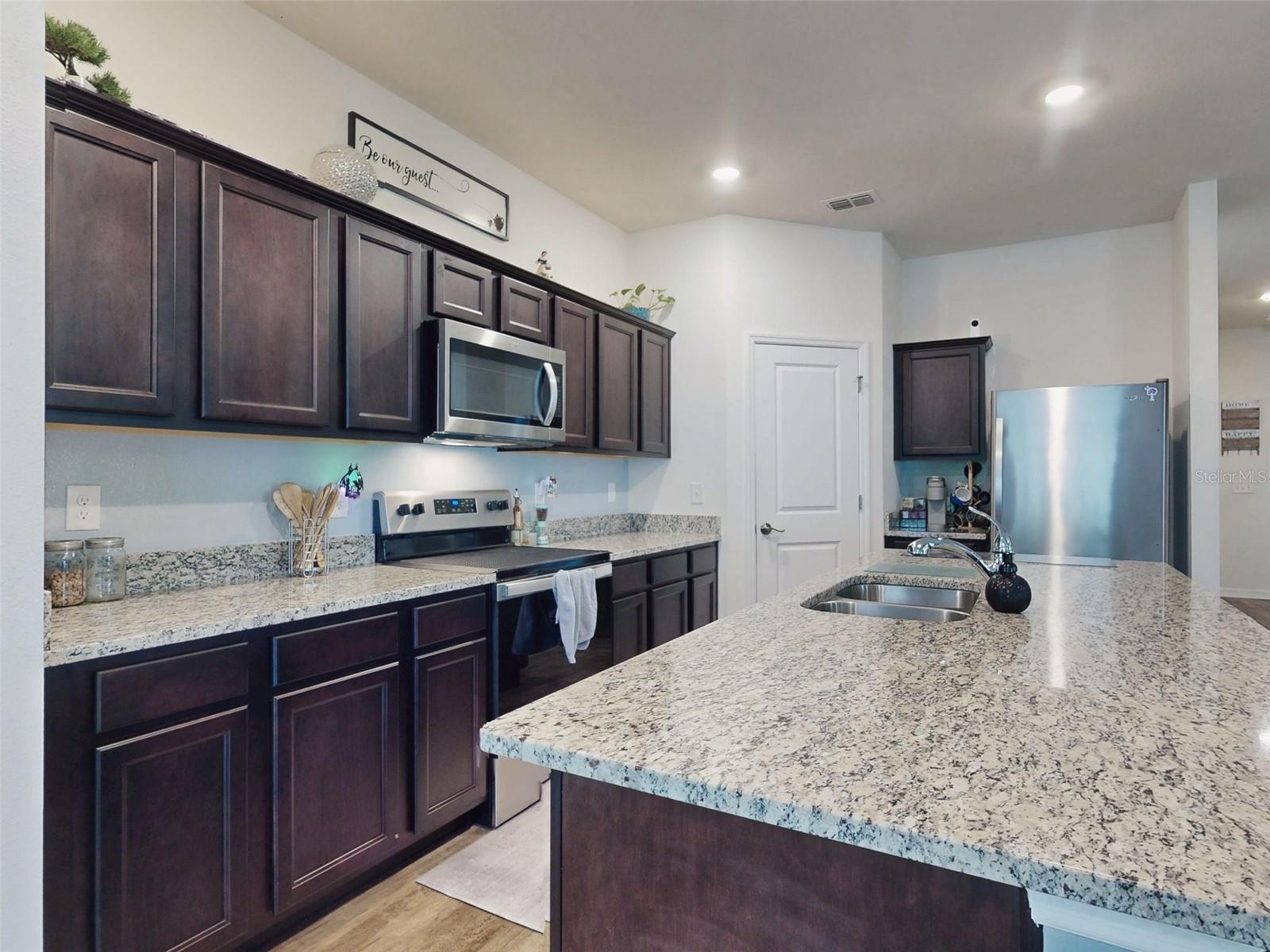 Image 5 of 47 For 538 Stowers Drive