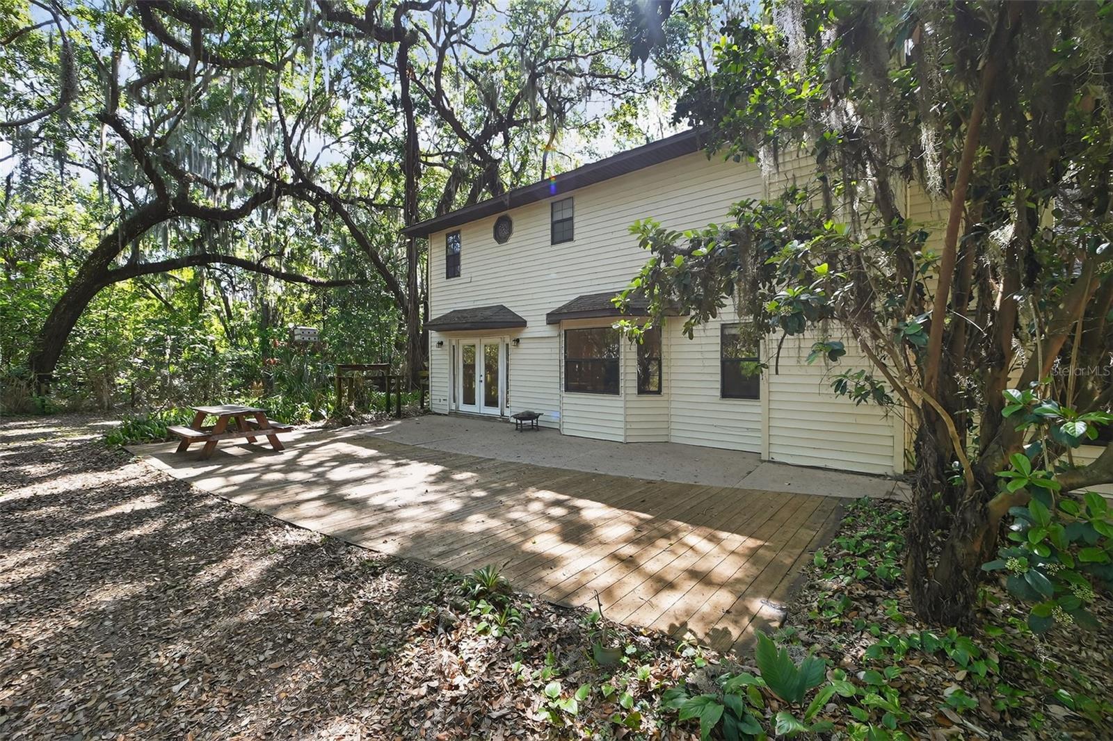 Image 6 of 47 For 3380 Lionel Road