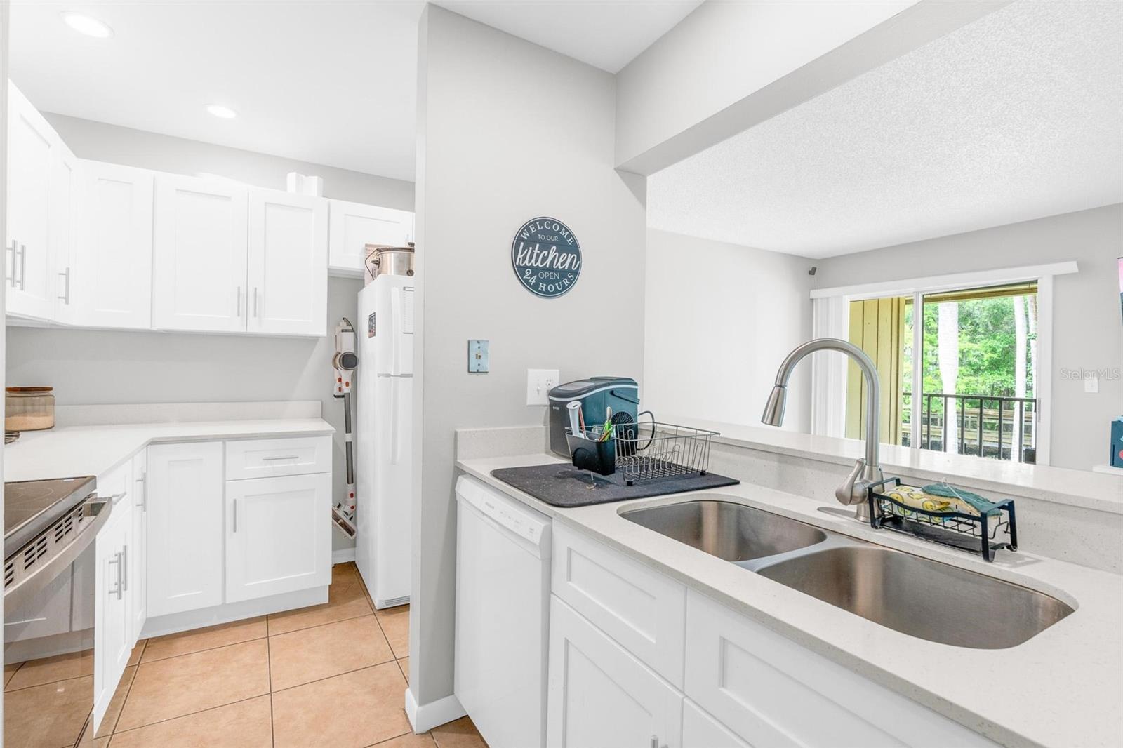 Image 10 of 26 For 140 Orchid Woods Court 15b