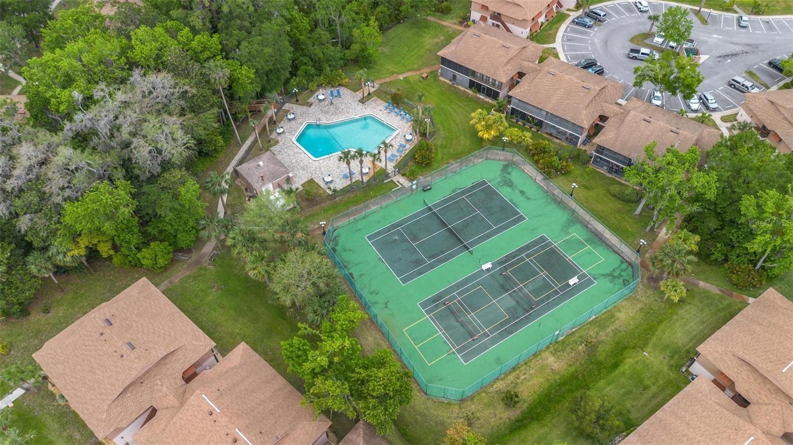 Image 24 of 26 For 140 Orchid Woods Court 15b