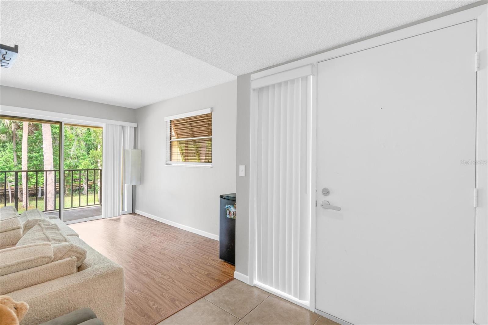 Image 3 of 26 For 140 Orchid Woods Court 15b