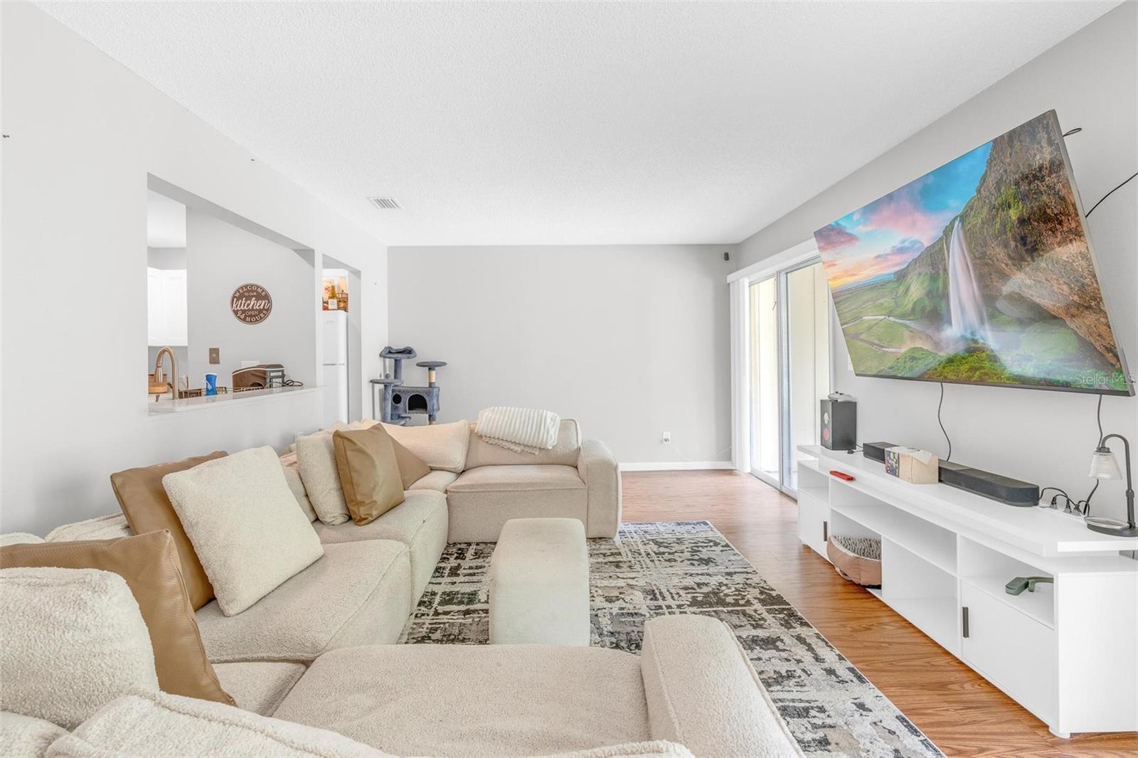 Image 5 of 26 For 140 Orchid Woods Court 15b